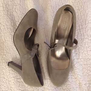 Versona Women's Chic Beige Heels